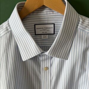 Charles Tyrwhitt Light Blue Striped Mens 18/36 Dress Shirt Non-Iron Classic